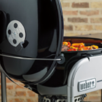 גריל פחם Performer Deluxe GBS בקוטר 57 ס