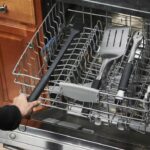 סט כלים 3חלקים מלקחיים מרית ומברשת Weber